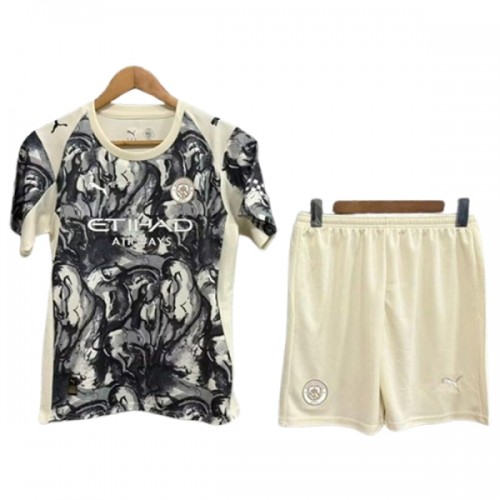 Conjunto Manchester City Year of the Horse 2026 - Criança Conjunto Manchester City Year of the Horse 2026 - Criança